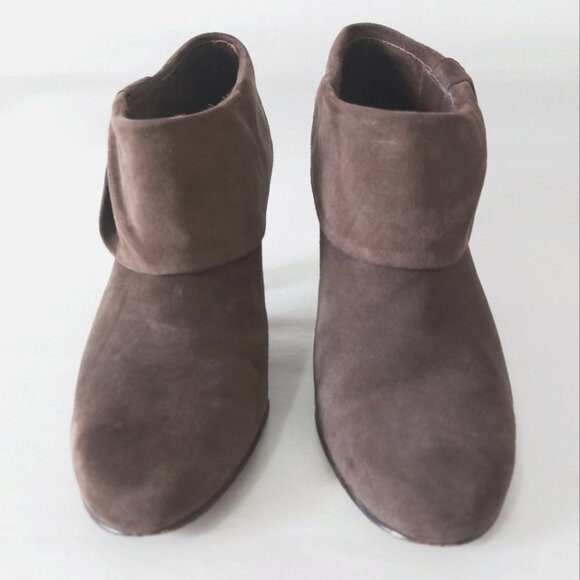 Kate Spade New York Ankle Boots Size  8 Bison Dark Brown Suede Bow Cuff Comfort - Picture 2 of 14